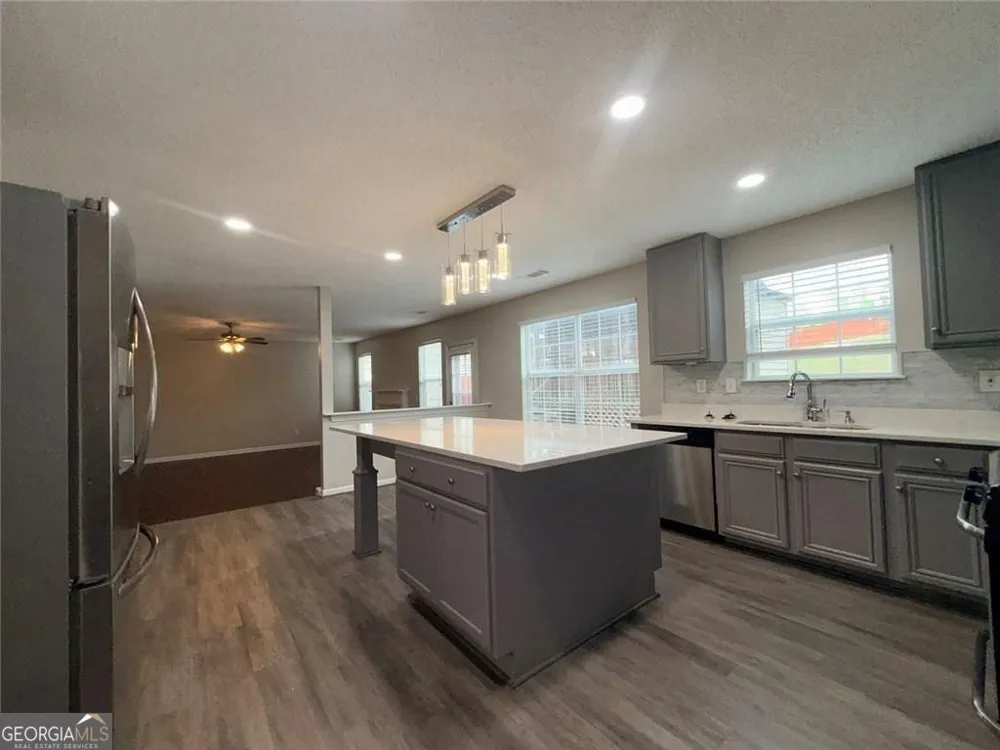 609 Vaughan DR Hampton, GA 30228