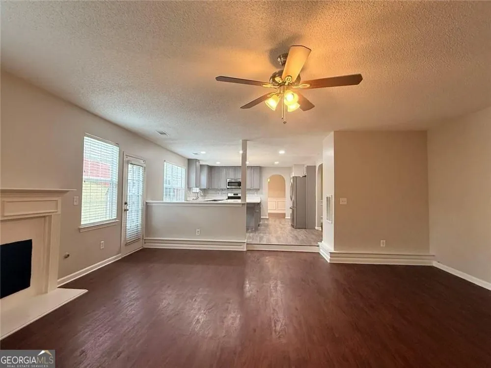 609 Vaughan DR Hampton, GA 30228