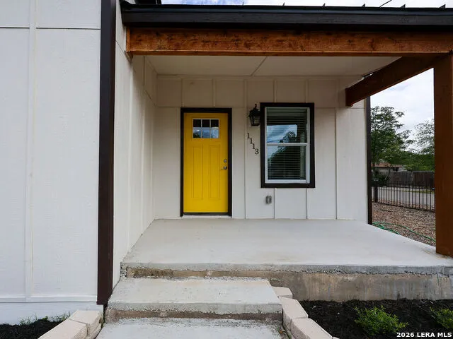 1113 Burleson San Antonio, TX 78202