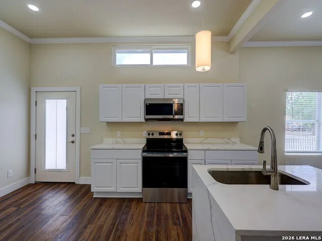 1113 Burleson San Antonio, TX 78202