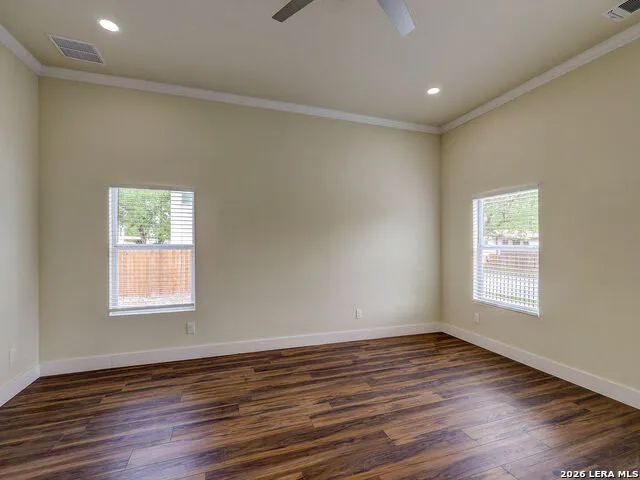 1113 Burleson San Antonio, TX 78202