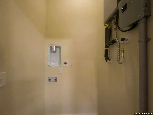 1113 Burleson San Antonio, TX 78202