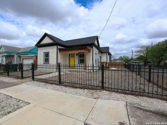 1113 Burleson San Antonio, TX 78202