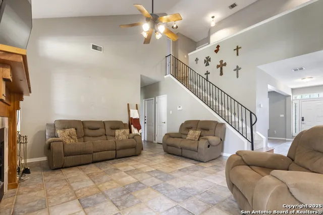 1732 Continental Pleasanton, TX 78064