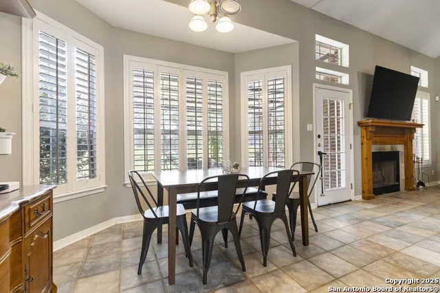 1732 Continental Pleasanton, TX 78064