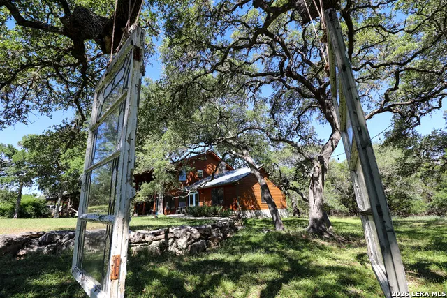 810 Oakwood San Marcos, TX 78666