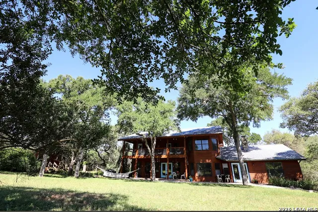 810 Oakwood San Marcos, TX 78666