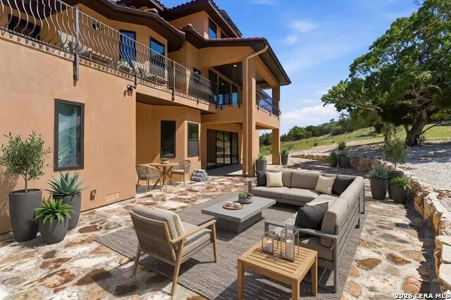 23019 Stallion Ridge San Antonio, TX 78255