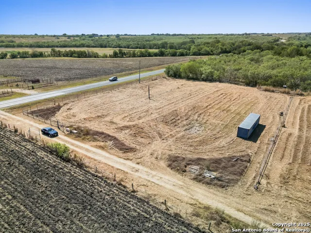 2415 Fm 1518 St Hedwig, TX 78152