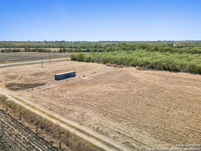 2415 Fm 1518 St Hedwig, TX 78152