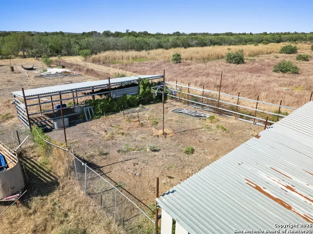 2415 Fm 1518 St Hedwig, TX 78152