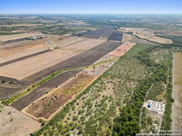 2415 Fm 1518 St Hedwig, TX 78152