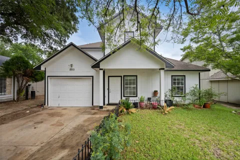 12213 Shropshire Boulevard