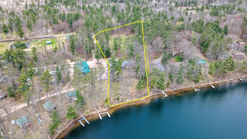 7042N Lake Shore Drive Couderay, WI 54828