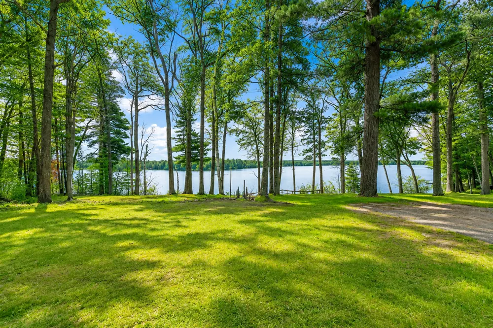 7042N Lake Shore Drive Couderay, WI 54828
