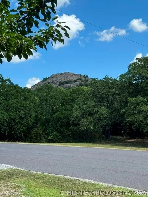 259 E Lake Lawton, OK 73557