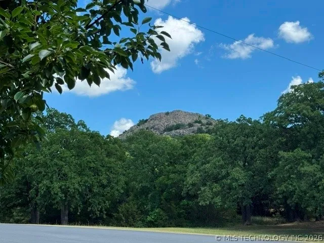 259 E Lake Lawton, OK 73557