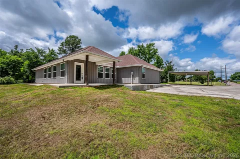 800 SE County Road
