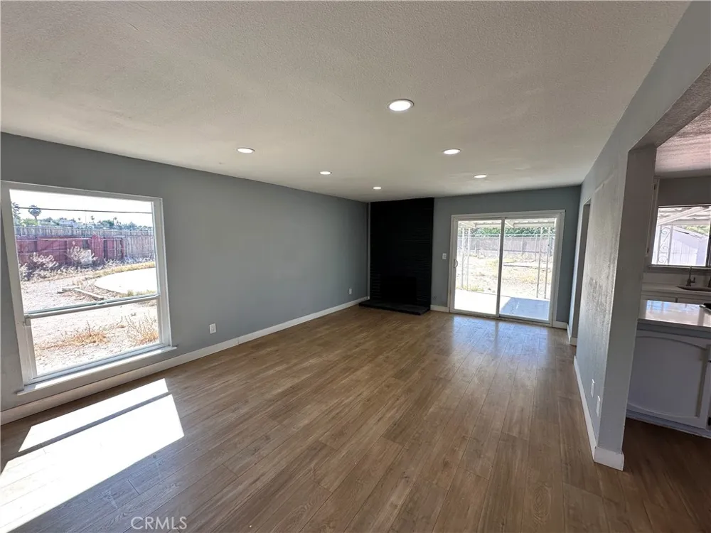 1401 De Anza Barstow, CA 92311