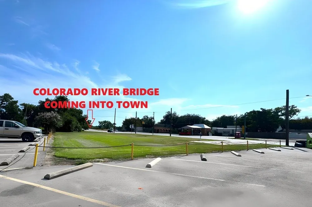 145 S Richmond Road Wharton, TX 77488
