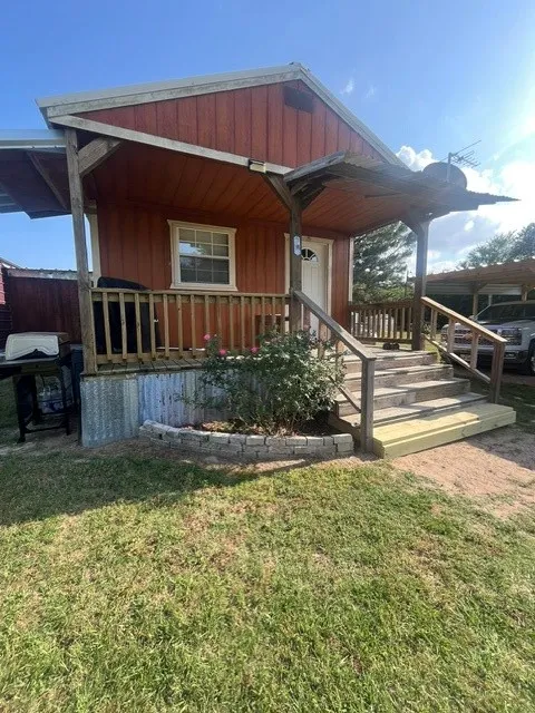 10755 Lakeside Drive