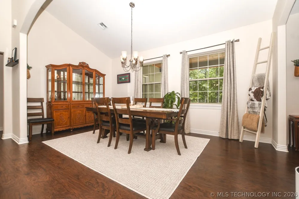 454 Whitetail Road Kansas, OK 74347