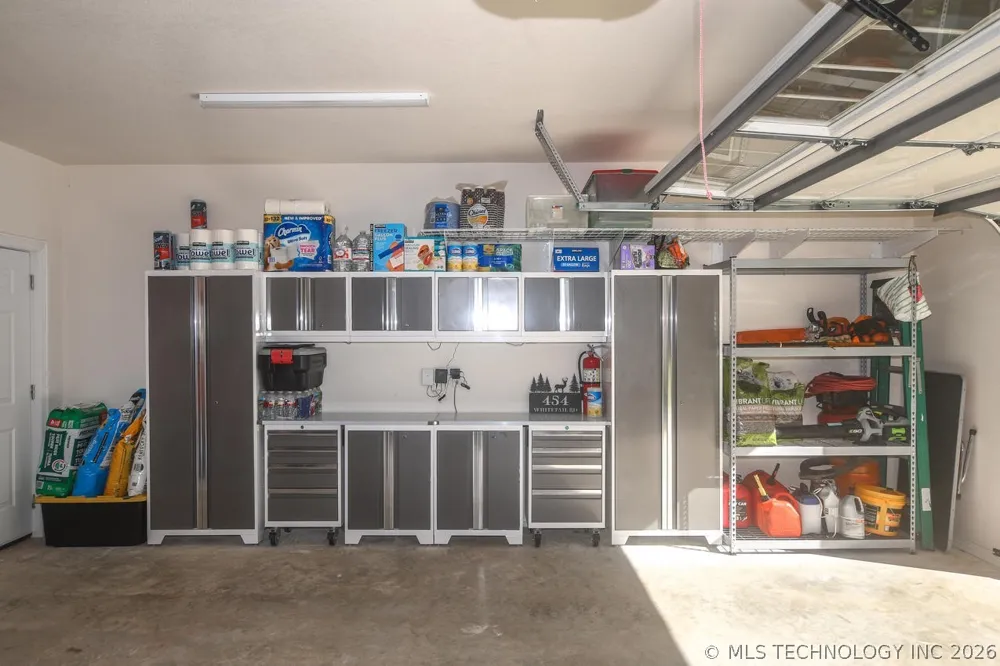 454 Whitetail Road Kansas, OK 74347