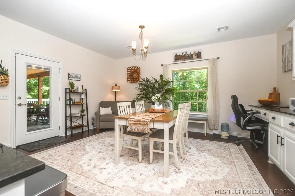 454 Whitetail Road Kansas, OK 74347