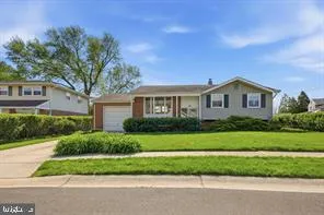 117 LARKSPUR