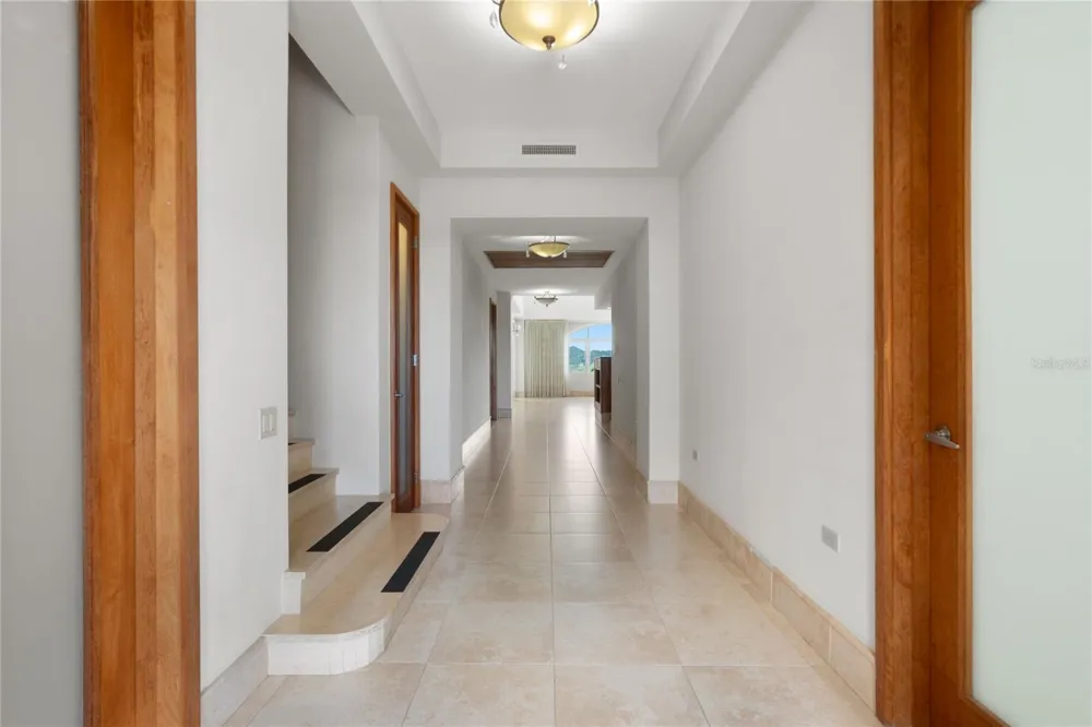 500 PLANTATION VILLAGE DRIVE #PH 2-403 Dorado, PR 00646