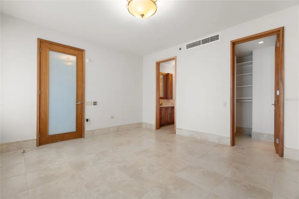 500 PLANTATION VILLAGE DRIVE #PH 2-403 Dorado, PR 00646