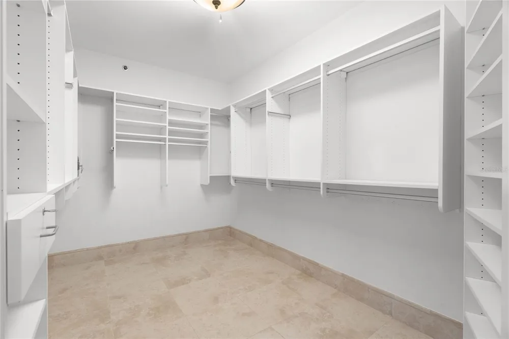 500 PLANTATION VILLAGE DRIVE #PH 2-403 Dorado, PR 00646