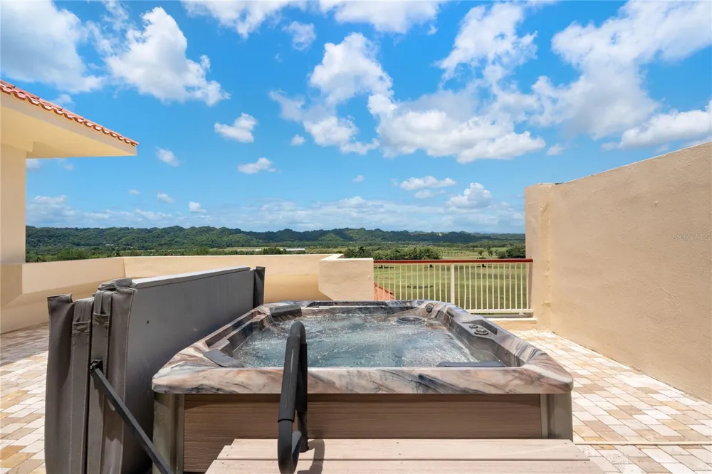 500 PLANTATION VILLAGE DRIVE #PH 2-403 Dorado, PR 00646