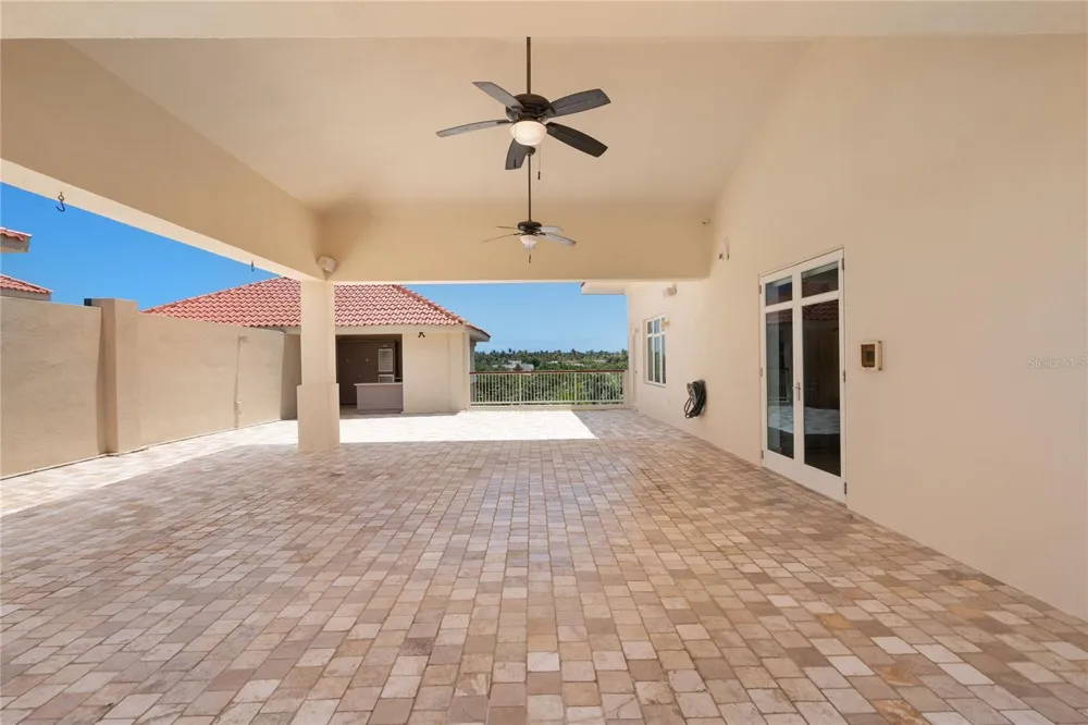 500 PLANTATION VILLAGE DRIVE #PH 2-403 Dorado, PR 00646