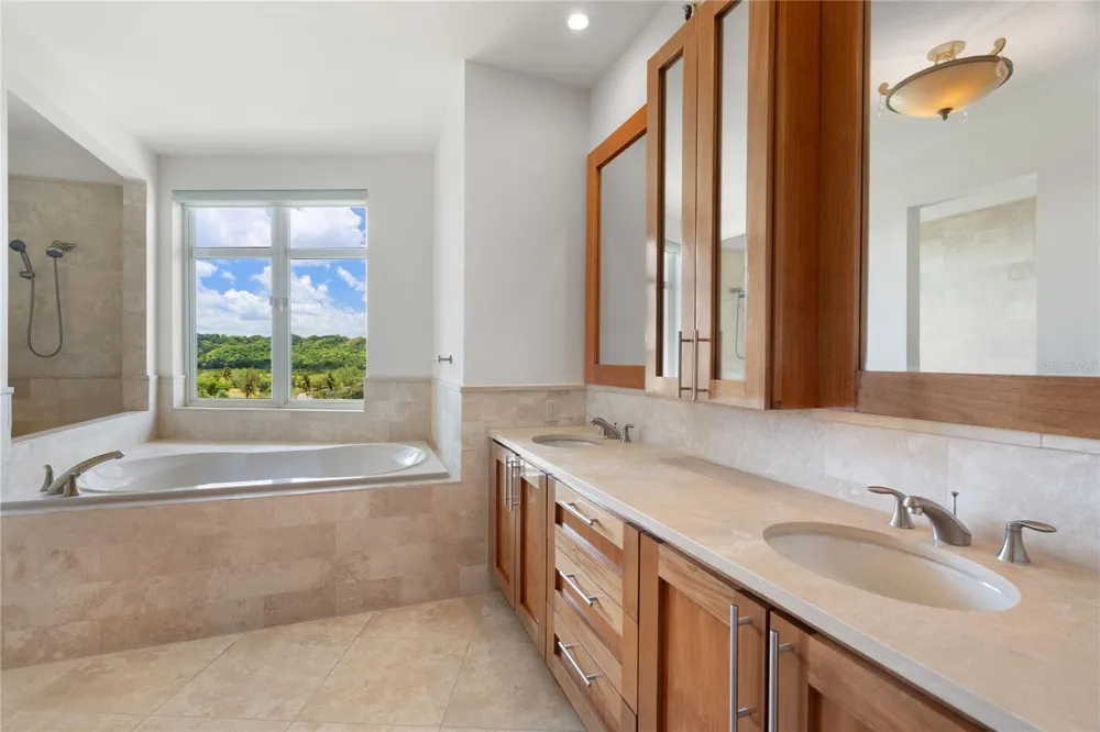 500 PLANTATION VILLAGE DRIVE #PH 2-403 Dorado, PR 00646