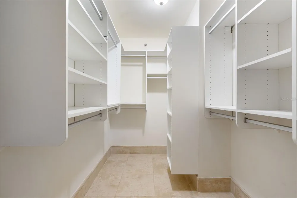500 PLANTATION VILLAGE DRIVE #PH 2-403 Dorado, PR 00646