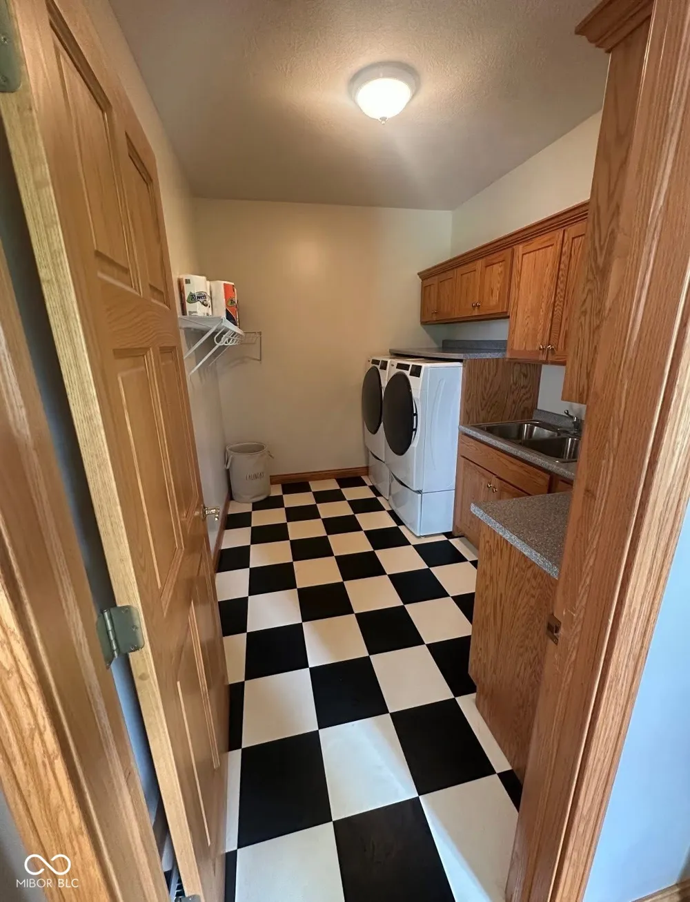637 Canal Street Worthington, IN 47471