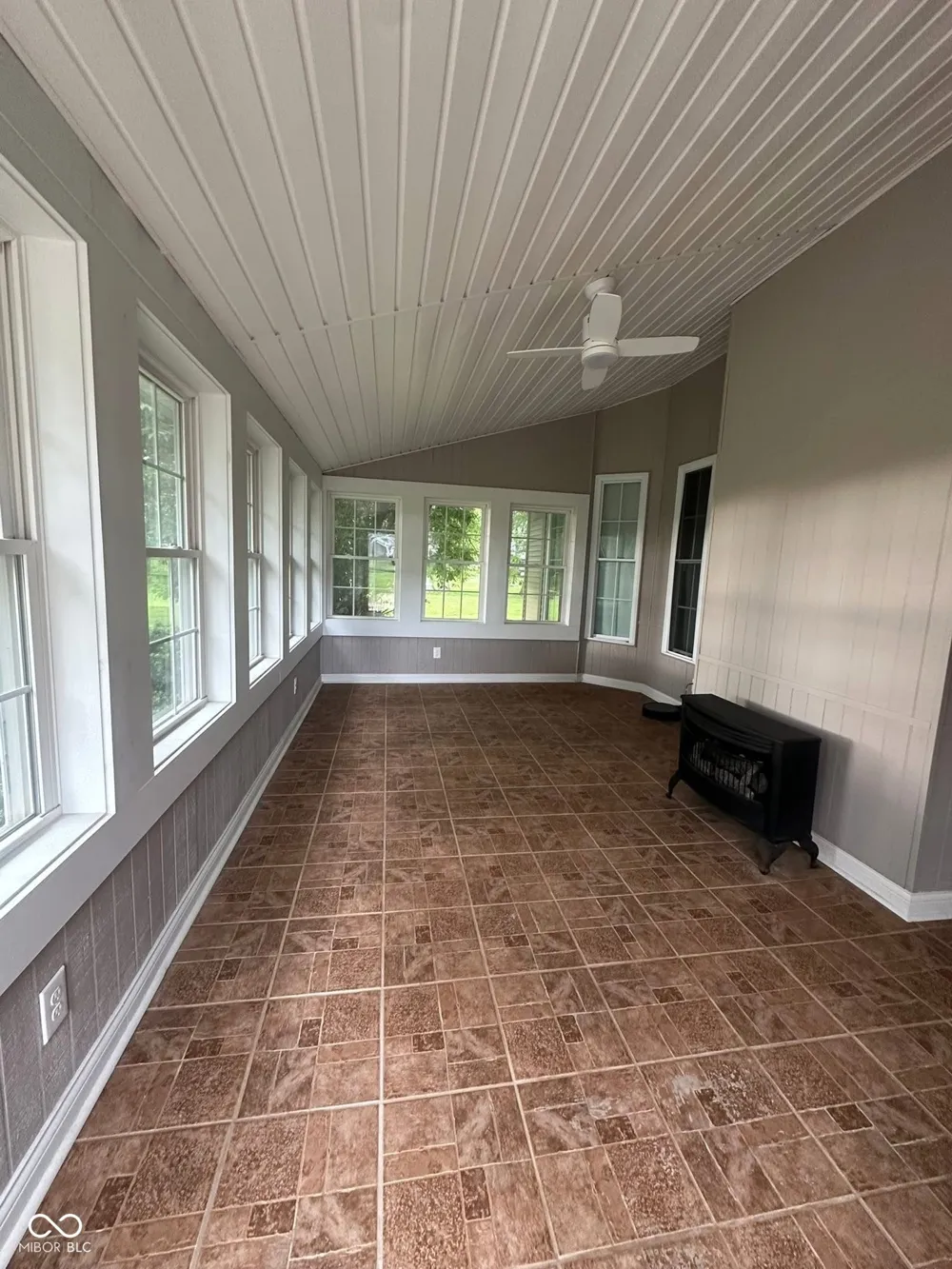 637 Canal Street Worthington, IN 47471