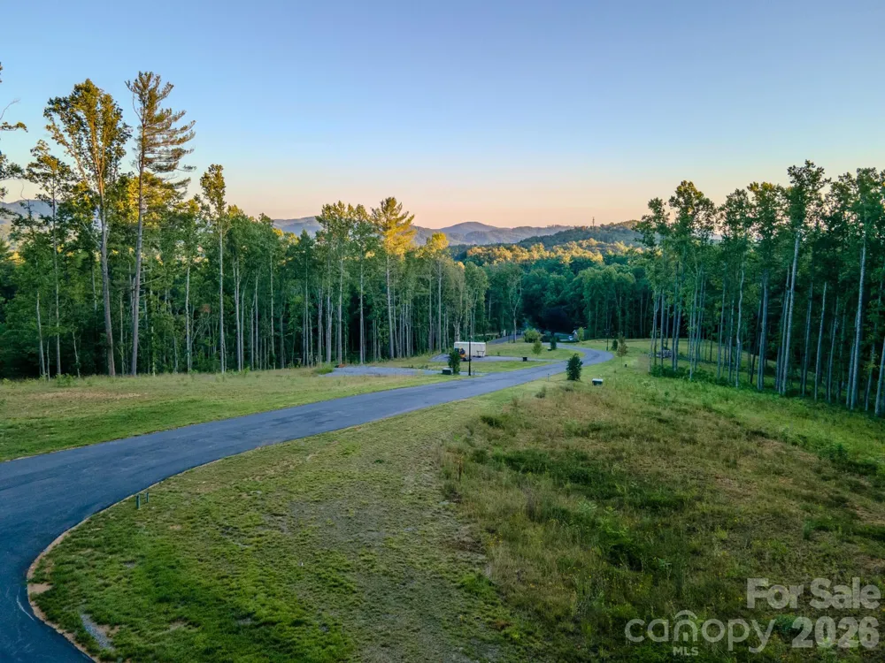 444 Irvine Drive Fairview, NC 28730
