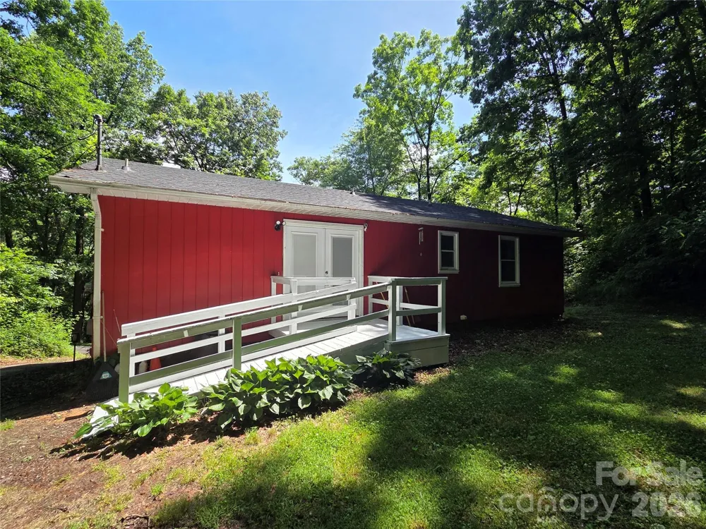 165 Mount Eire Drive Sylva, NC 28779