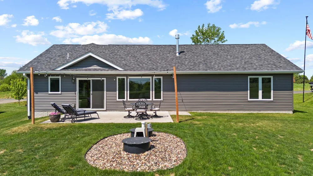740 161st Hammond, WI 54015