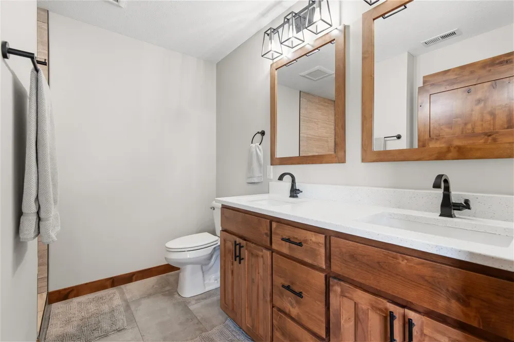 740 161st Hammond, WI 54015
