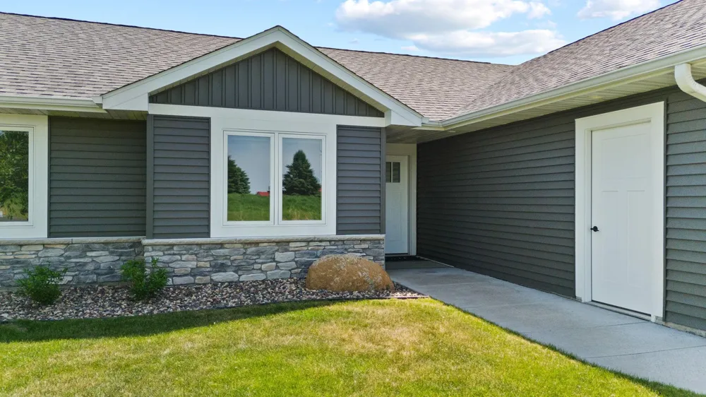 740 161st Hammond, WI 54015