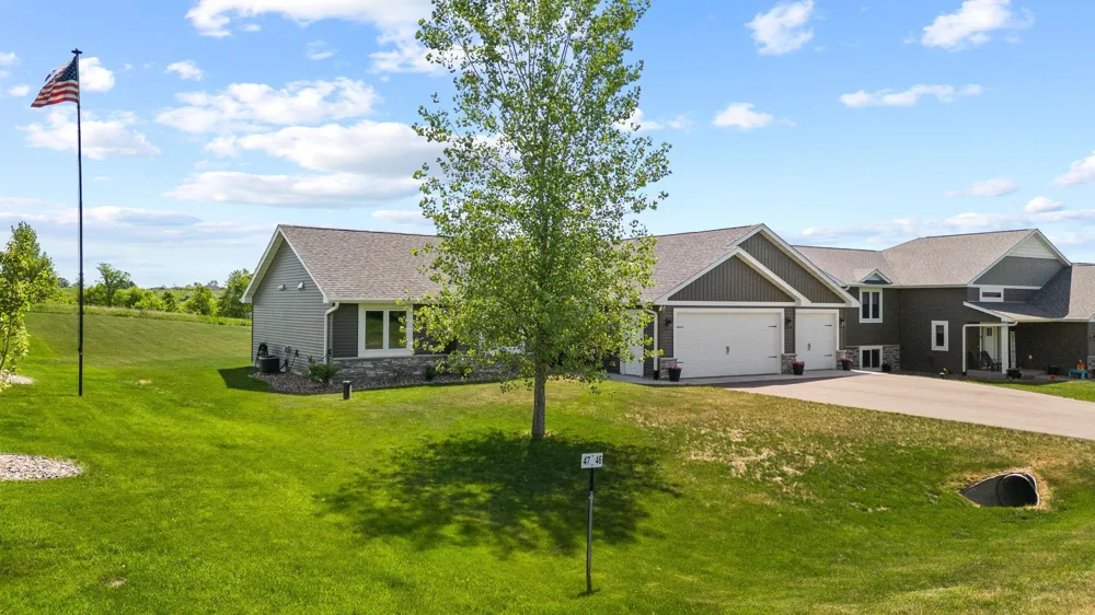 740 161st Hammond, WI 54015