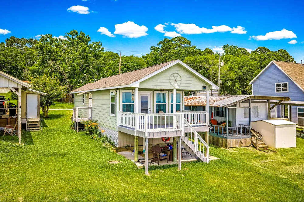 133 Panther Onalaska, TX 77360