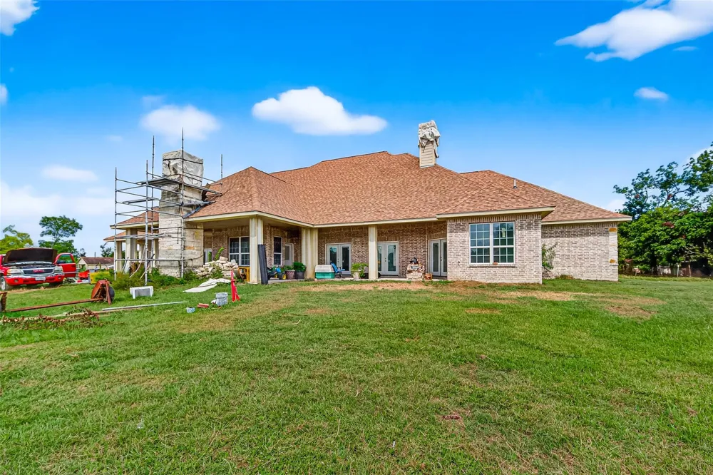 1013 Battlebell Road Highlands, TX 77562