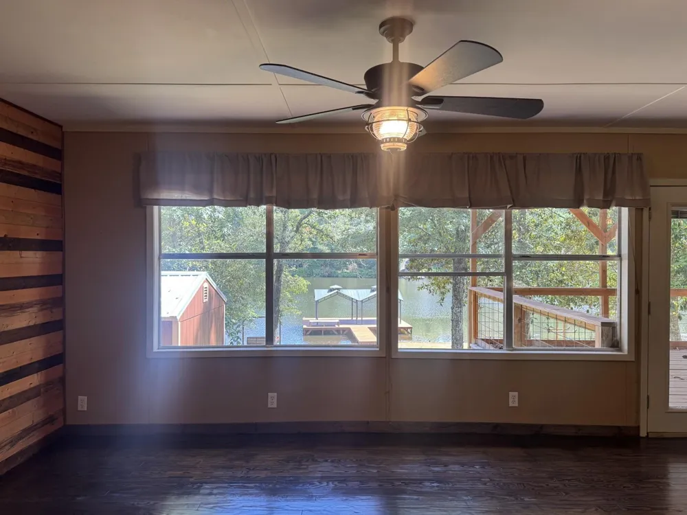 572 County Road 3190 Colmesneil, TX 75938