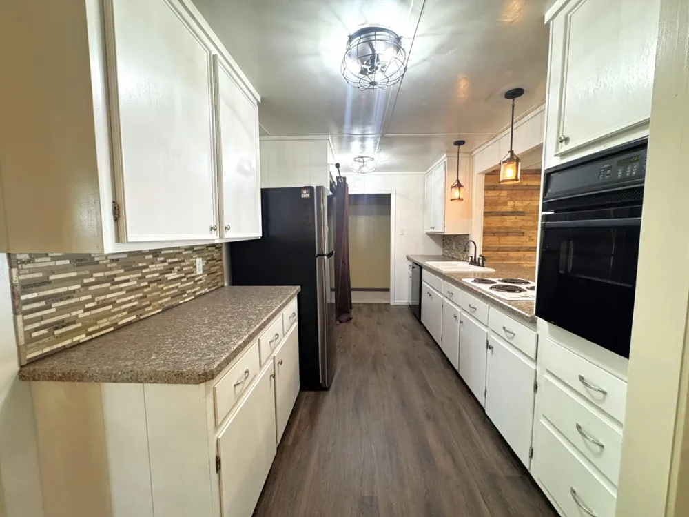 572 County Road 3190 Colmesneil, TX 75938