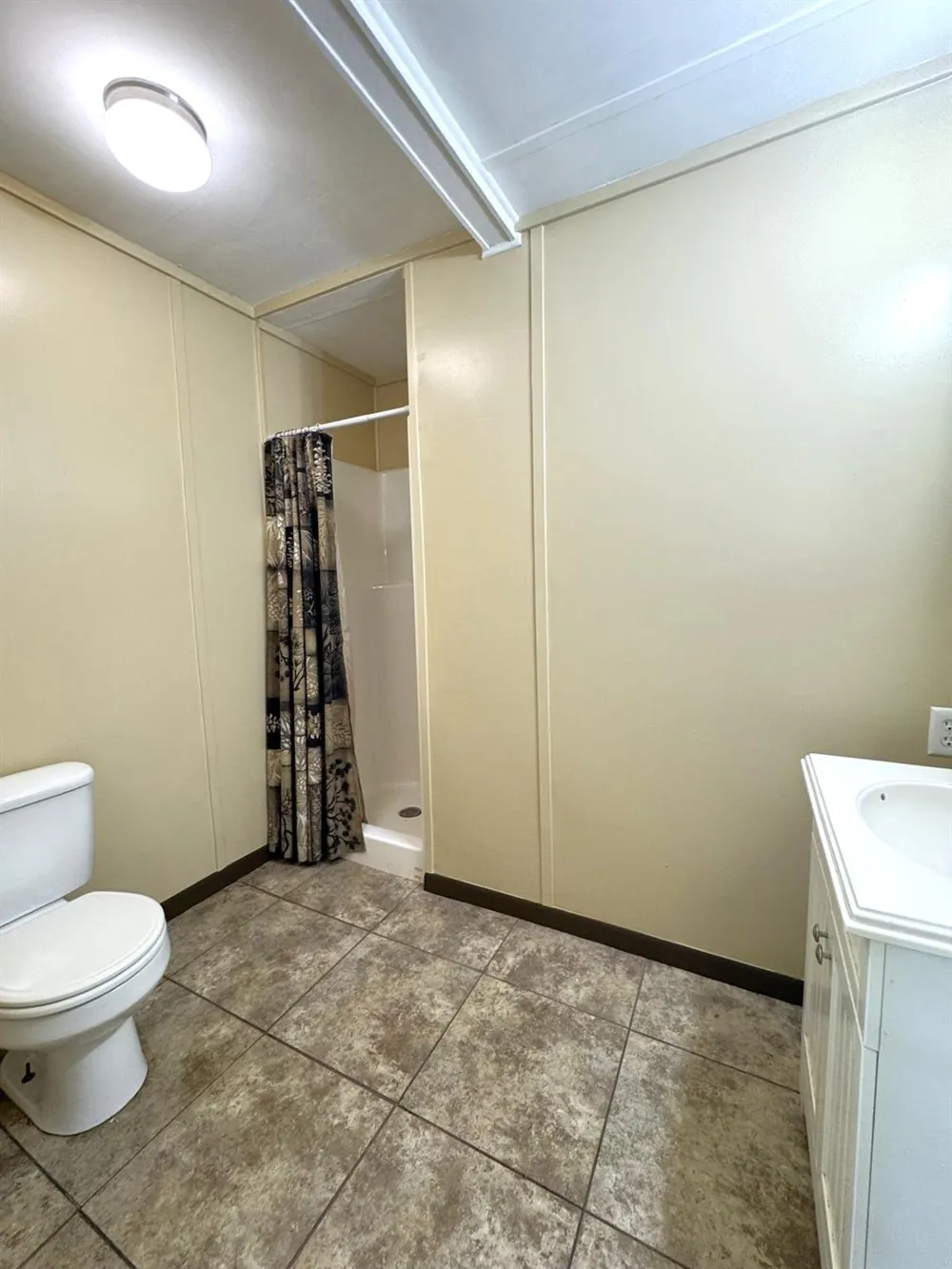 572 County Road 3190 Colmesneil, TX 75938