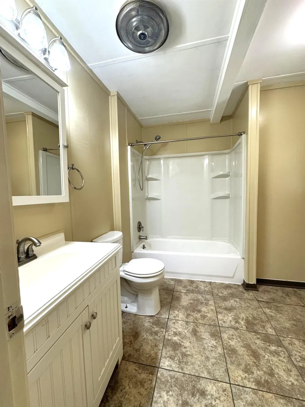 572 County Road 3190 Colmesneil, TX 75938